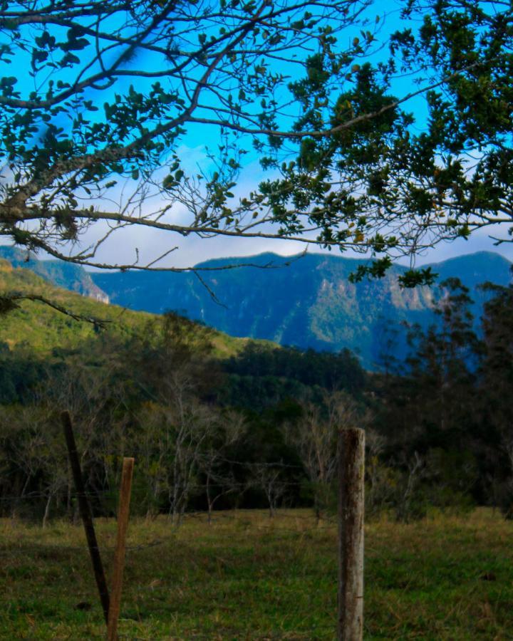 Отель Pousada Chacara Dos Canyons Прая-Гранди Экстерьер фото